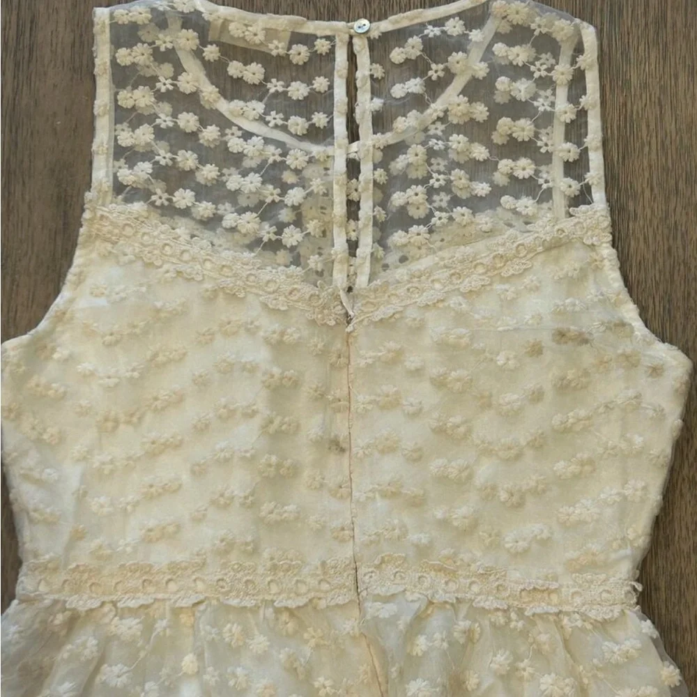 NWT✨Altar'd State Ivory Floral Lace Overlay Short Mini Dress Size Small - Picture 2 of 5